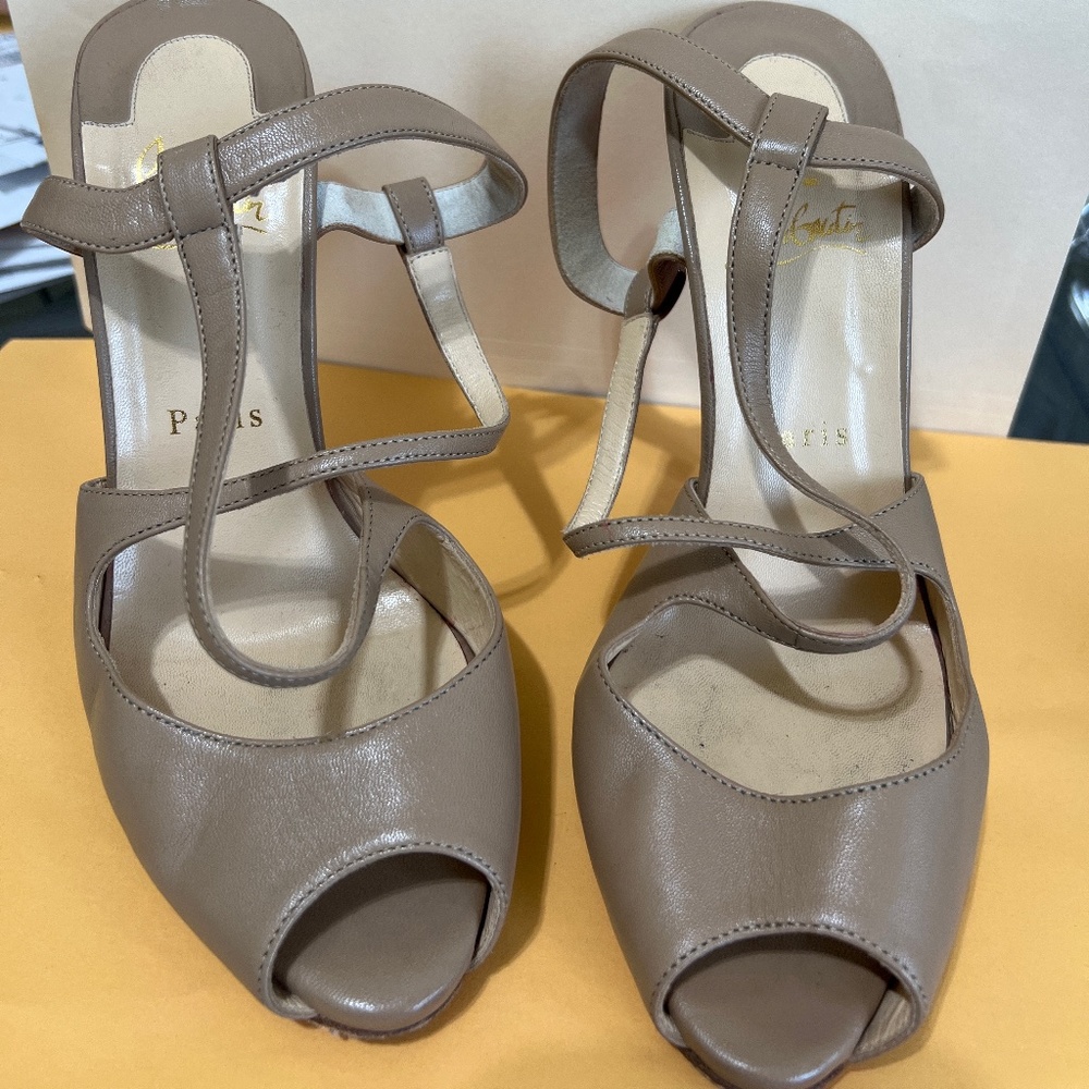 Christian Loubotin pumps